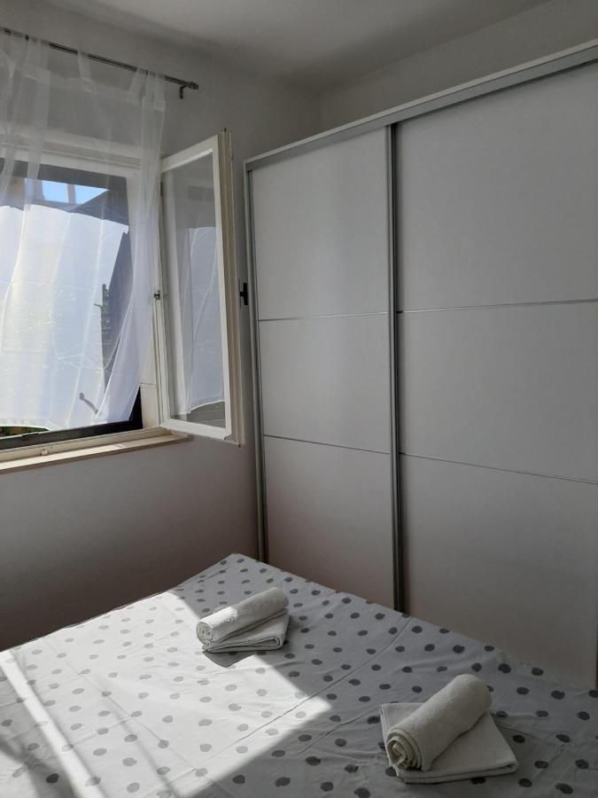 Giovanna - Spacious Lovely Apartment Supetar Exterior foto